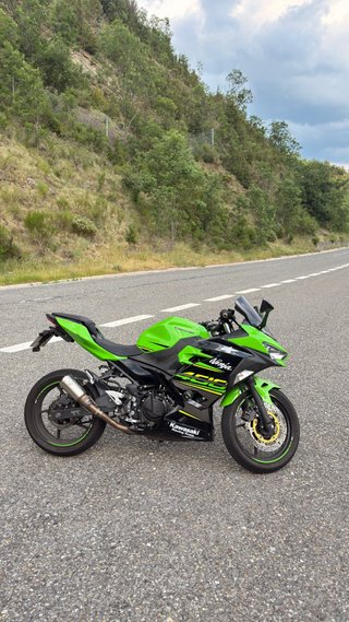 Kawasaki Ninja 400