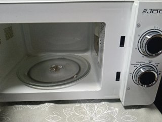 Microondas Jocel Blanco