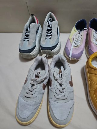 Lote de 4 pares de zapatillas deportivas