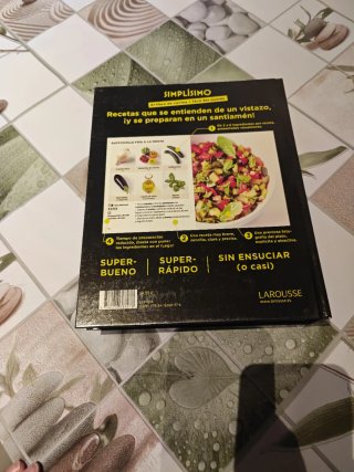 Simplísimo. El libro de cocina más fácil del mu...