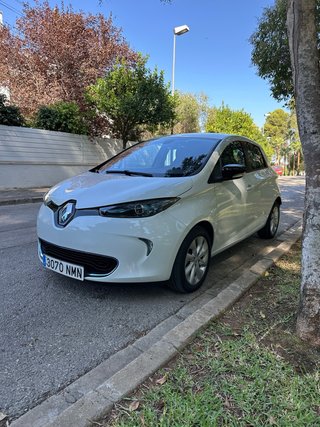 RENAULT ZOE 100x100 ELECTRICO