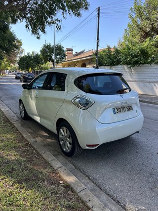 RENAULT ZOE 100x100 ELECTRICO