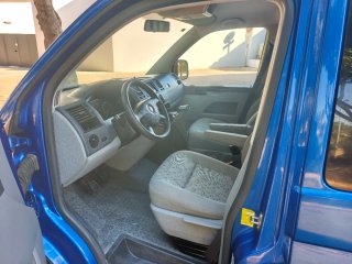 Volkswagen Caravelle 2009