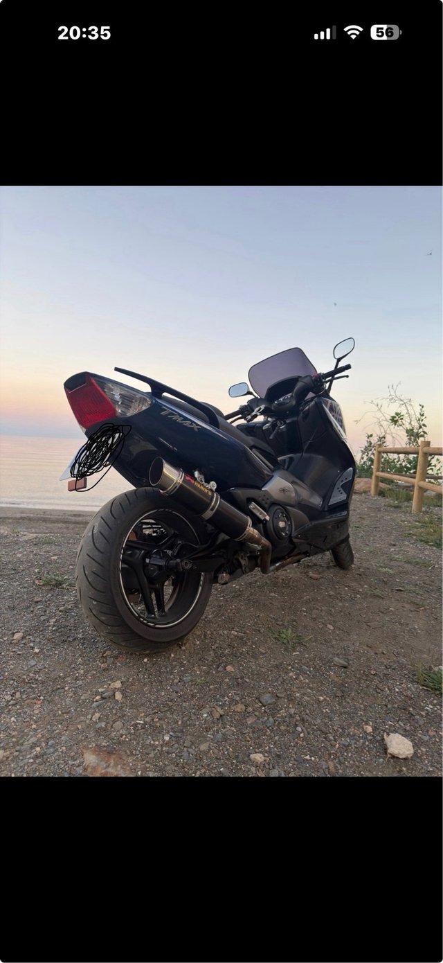 Escape Yamaha T-Max 500
