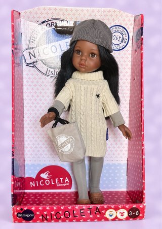 Muñeca Paola Reina Nicoleta África