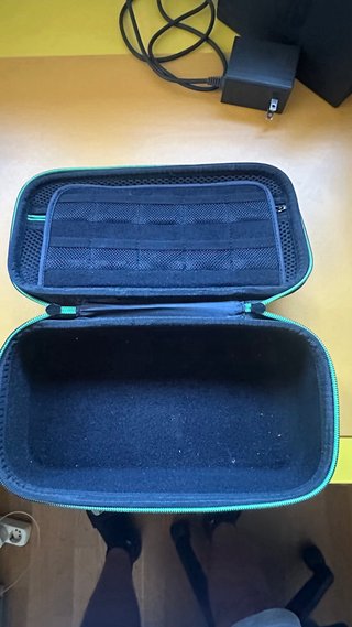 Nintendo Switch con Accesorios y Funda