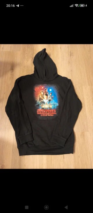 Sudadera Stranger Things Negra