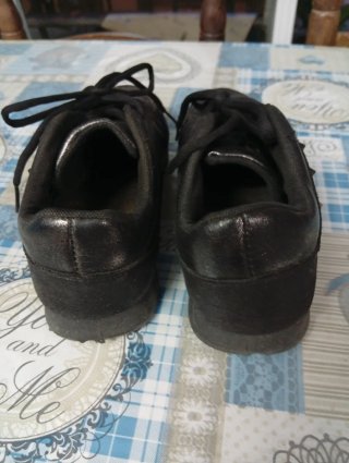 Zapatillas deportivas mujer negras y plateadas