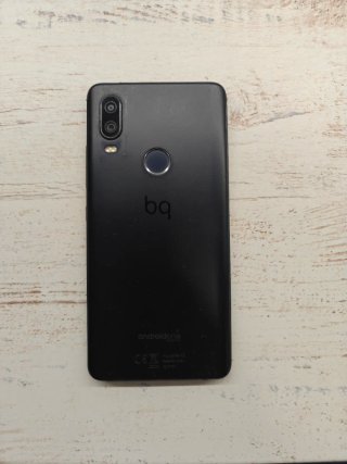 Lote 5 móviles para piezas (iPhone, BQ, Honor)
