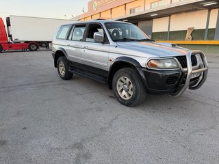 Mitsubishi Montero 2002