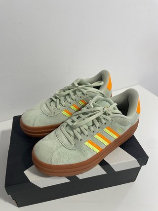 Zapatillas adidas VL Court Bold