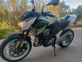 ❤️Kawasaki Z800e muy cuidada