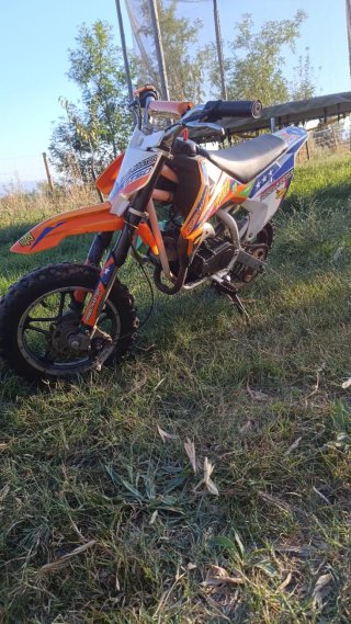 Minimoto Rebel Master TTSO 49cc Niños