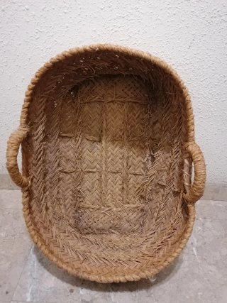 Cesto leñero esparto