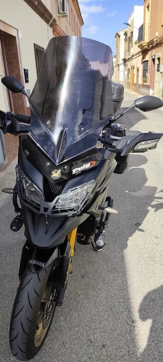 YAMAHA TRACER 900