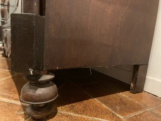 Cómoda Castellana con Encimera de Mármol