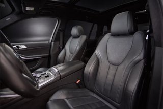 BMW X7 2019 SKY LOUNGE