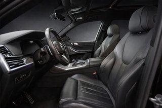BMW X7 2019 SKY LOUNGE