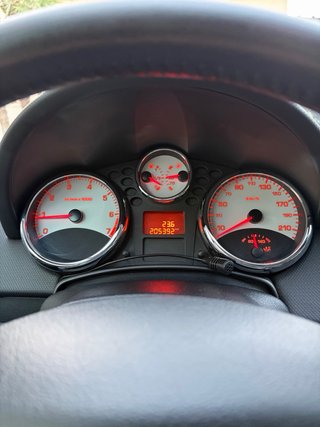 Peugeot 207 año 2008 PERFECTO ESTADO