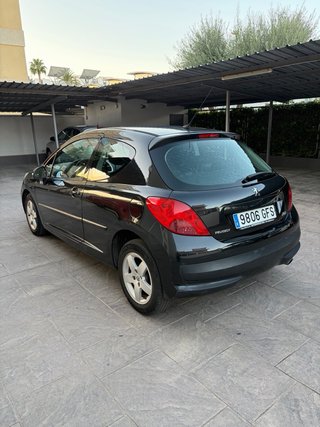 Peugeot 207 año 2008 PERFECTO ESTADO