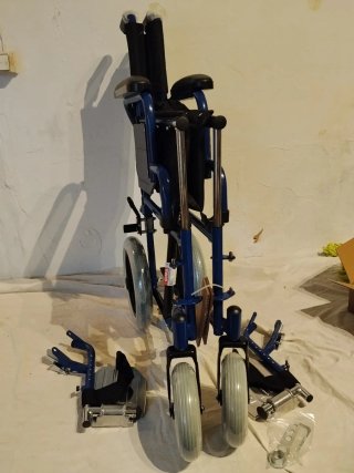 GIMA - Silla de ruedas Essex