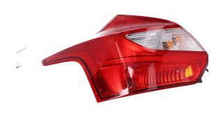 1909675 ford bm5113405aj piloto trasero focus lim.