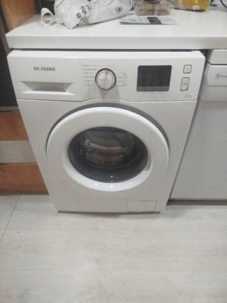 Lavavajillas Balay Blanco y lavadora Samsung .