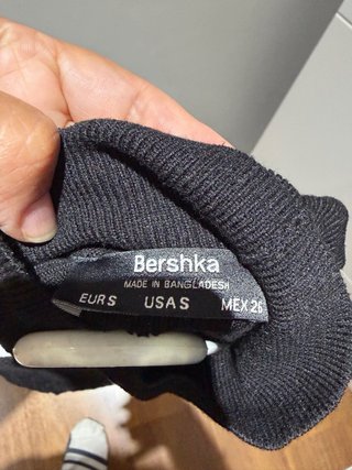 Jersey Negro Bershka
