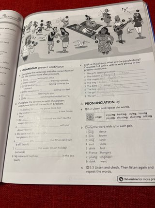 English File A1-A2 Elementary With Online Pract...