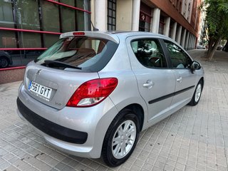 Peugeot 207 2010 145.000KMS impecable!!