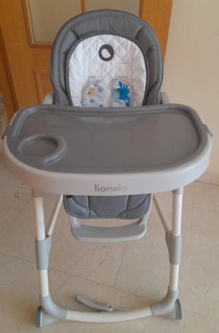 Trona de bebé Lionelo Cora