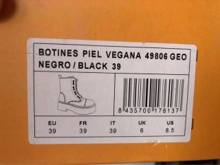 Botas Militares Negras Cremallera Central Bosanova