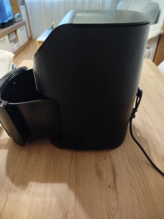 Freidora de aire Gourmia negra + varios regalos