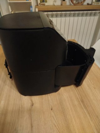 Freidora de aire Gourmia negra + varios regalos