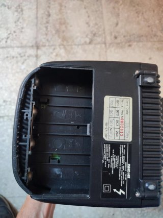 Televisore Portatile Vintage INNO-HIT