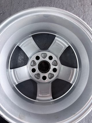 Llanta volvo