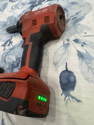 Remachadora a batería Hilti RT 6-A22