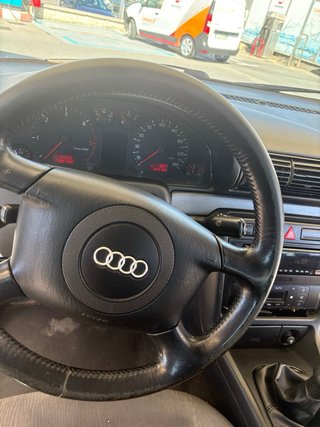 Audi A4 2000
