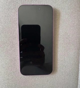 iPhone 16 Rosa/Morado