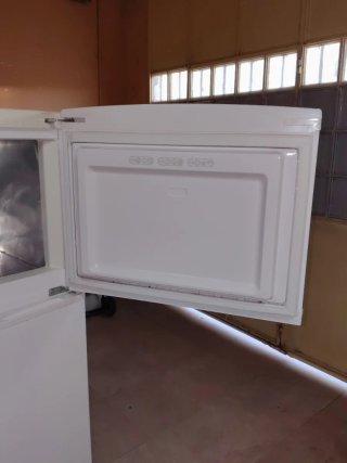 Nevera de dos puertas