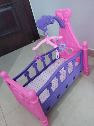 Cuna de juguete