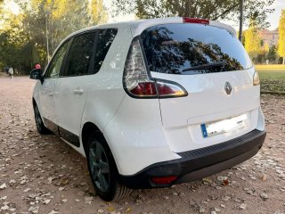 Renault Scenic 2012