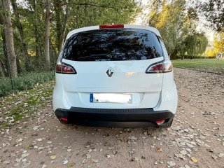 Renault Scenic 2012