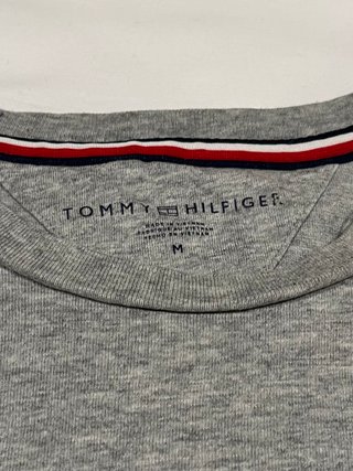 Camiseta Tommy Hilfiger Gris Talla M