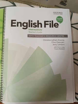 English File B1 Oxford ISBN 9780194035651