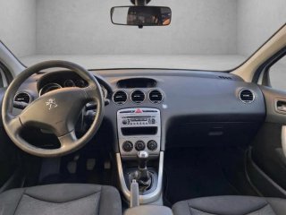 Peugeot 308 . Año 2011