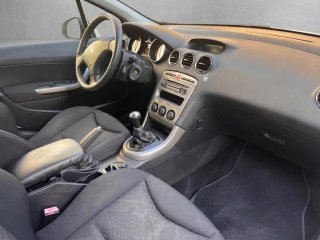 Peugeot 308 . Año 2011
