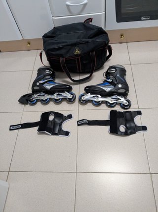 Patines Boomerang Talla 42 + Protecciones