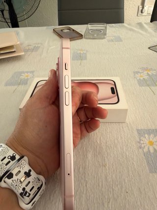iPhone 15 Rosa
