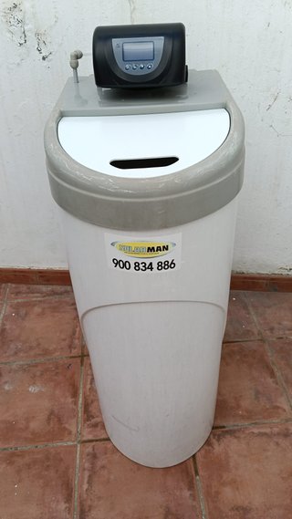Descalcificador 1 año uso.